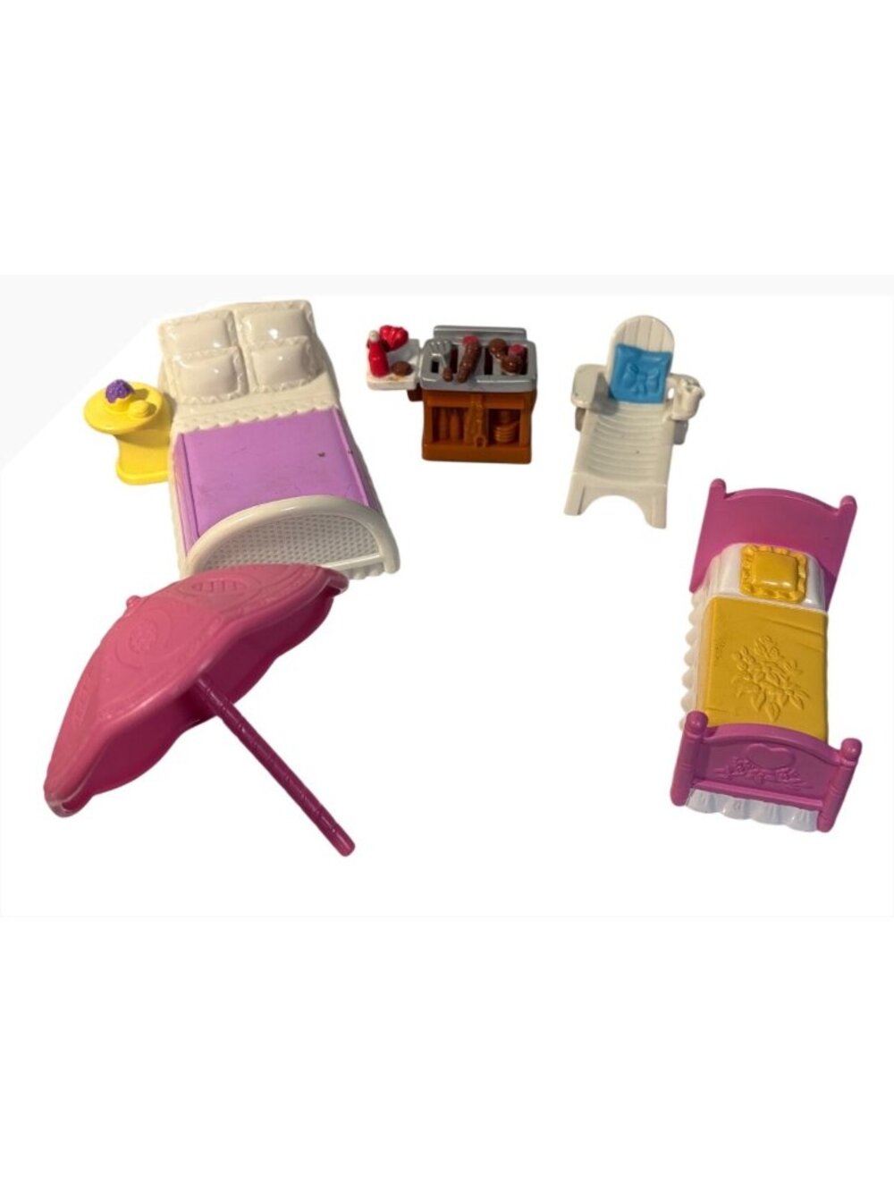 Fisher Price Sweet Street Beach House Accessory Lot Beds Grill Lounge Umbrella